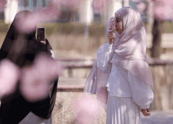 Cecenia obligă femeile să se îmbrace „islamic”, cu părul acoperit. Nou cod vestimentar în școli, instituții publice, spații comerciale