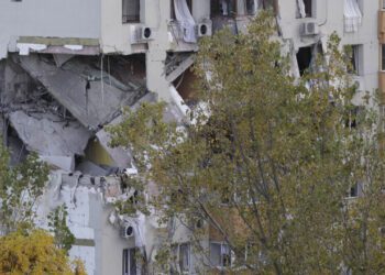 Explozia din România: Autoritățile audiază zeci de martori. Nicușor Dan solicită urgentarea anchetei
