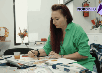 VIDEO // O refugiata din Ucraina, stabilită în Bălți, „vindecă” oamenii prin pictură